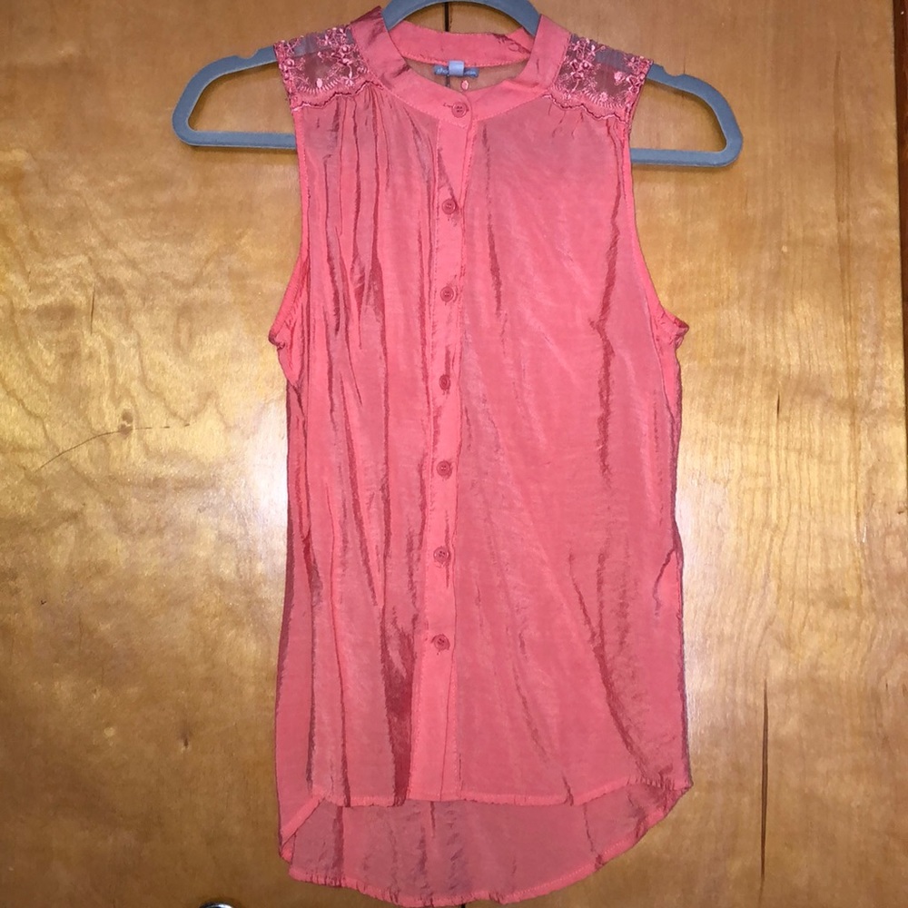 XS Sleeveless pink top